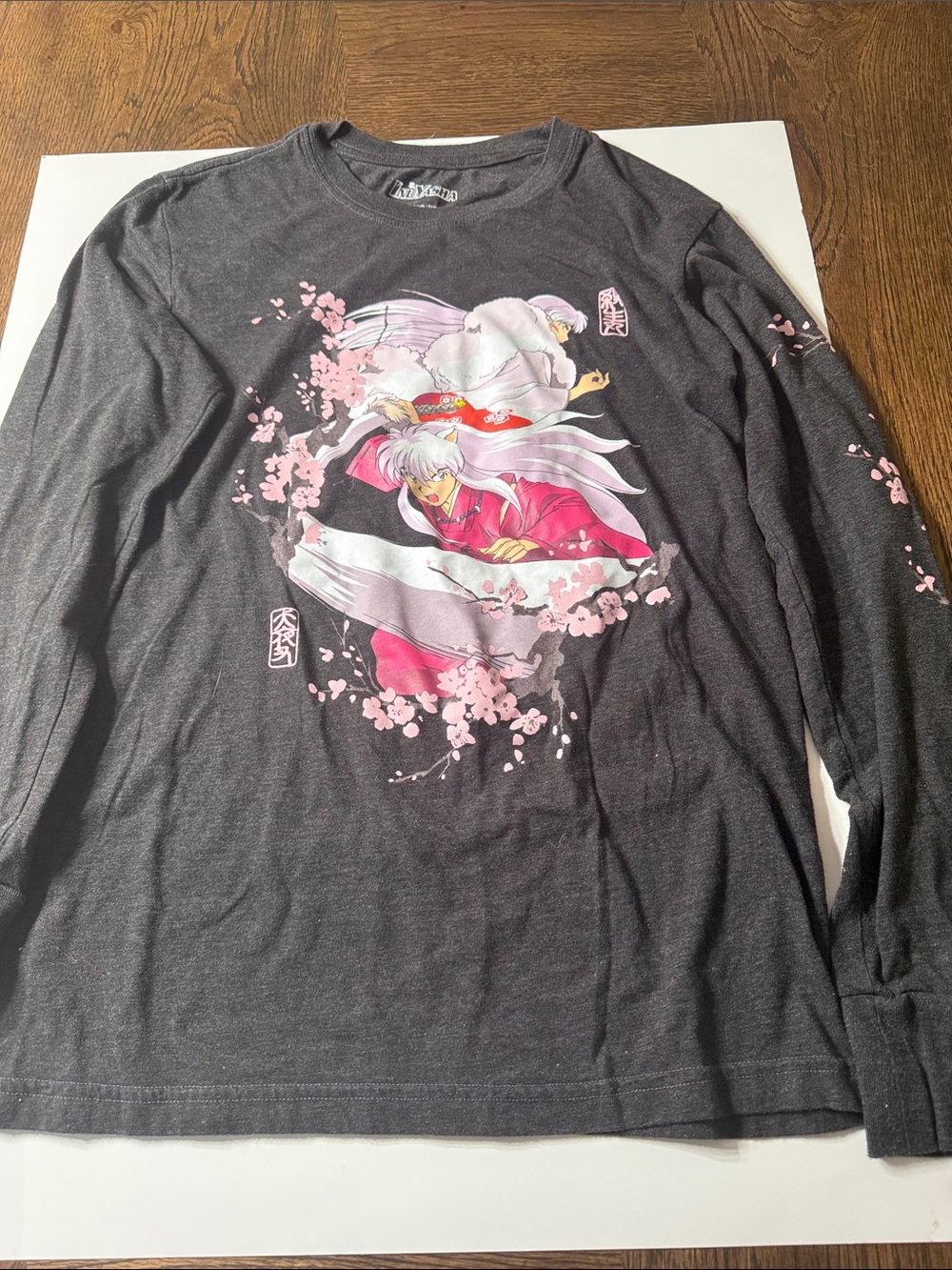 YNUYASHA Anime Graphic Long Sleeve Tee with Pink Accents size small